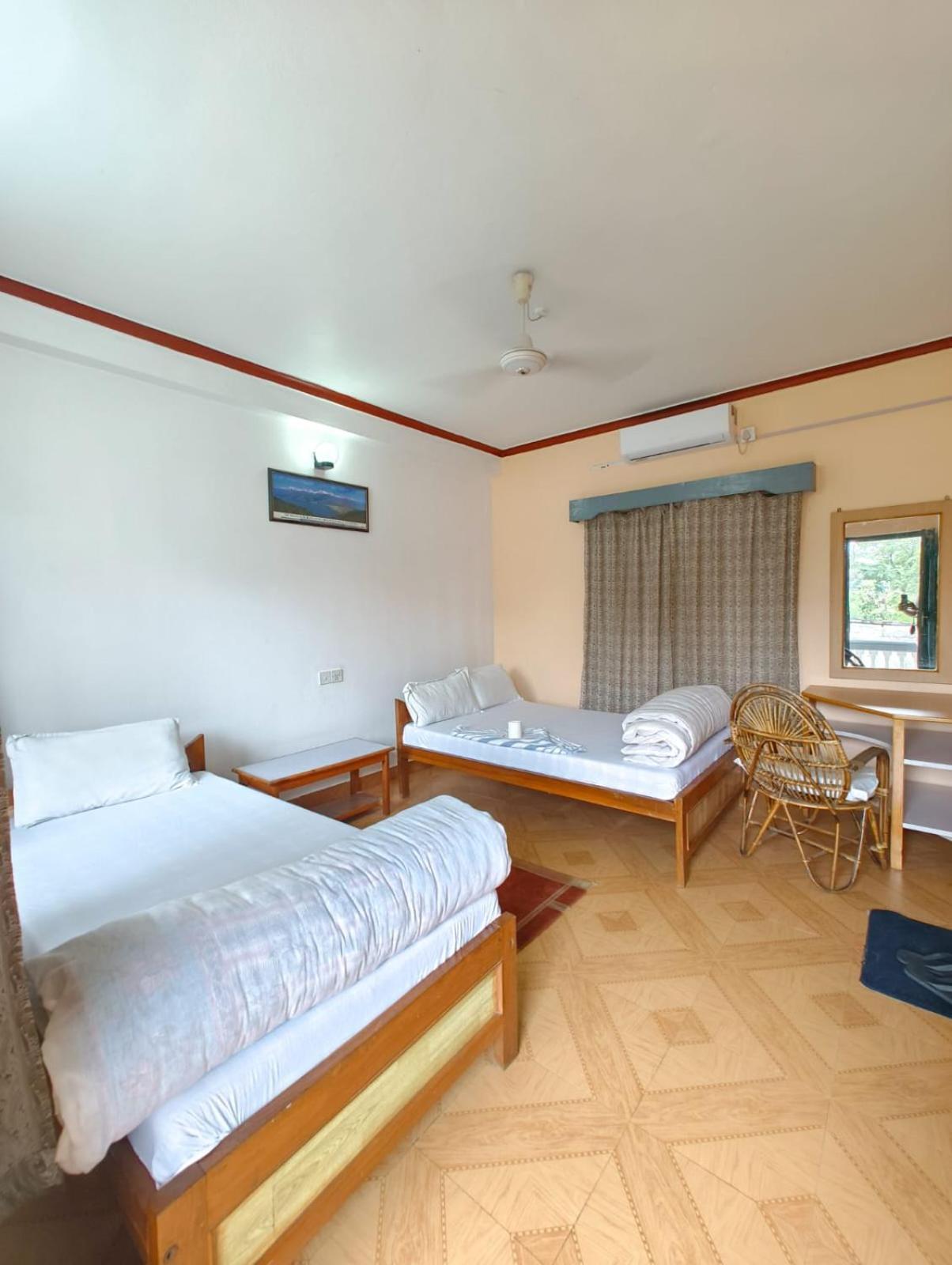 Hotel Mountain View - Lakeside פוקהרה מראה חיצוני תמונה